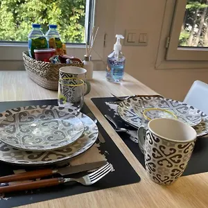 Superbe Studio Genève Tout équipé Douane De Moillesulaz Gaillard